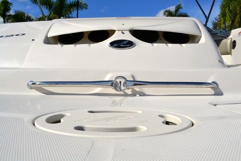 Thumbnail 8 for Used 2005 Sea Ray 220 SunDeck boat for sale in West Palm Beach, FL