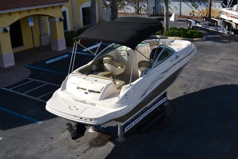 Thumbnail 67 for Used 2005 Sea Ray 220 SunDeck boat for sale in West Palm Beach, FL