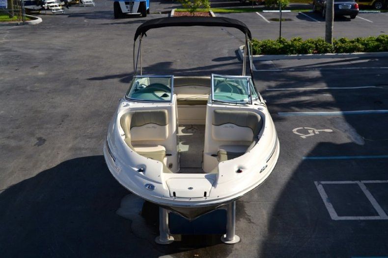 Thumbnail 70 for Used 2005 Sea Ray 220 SunDeck boat for sale in West Palm Beach, FL