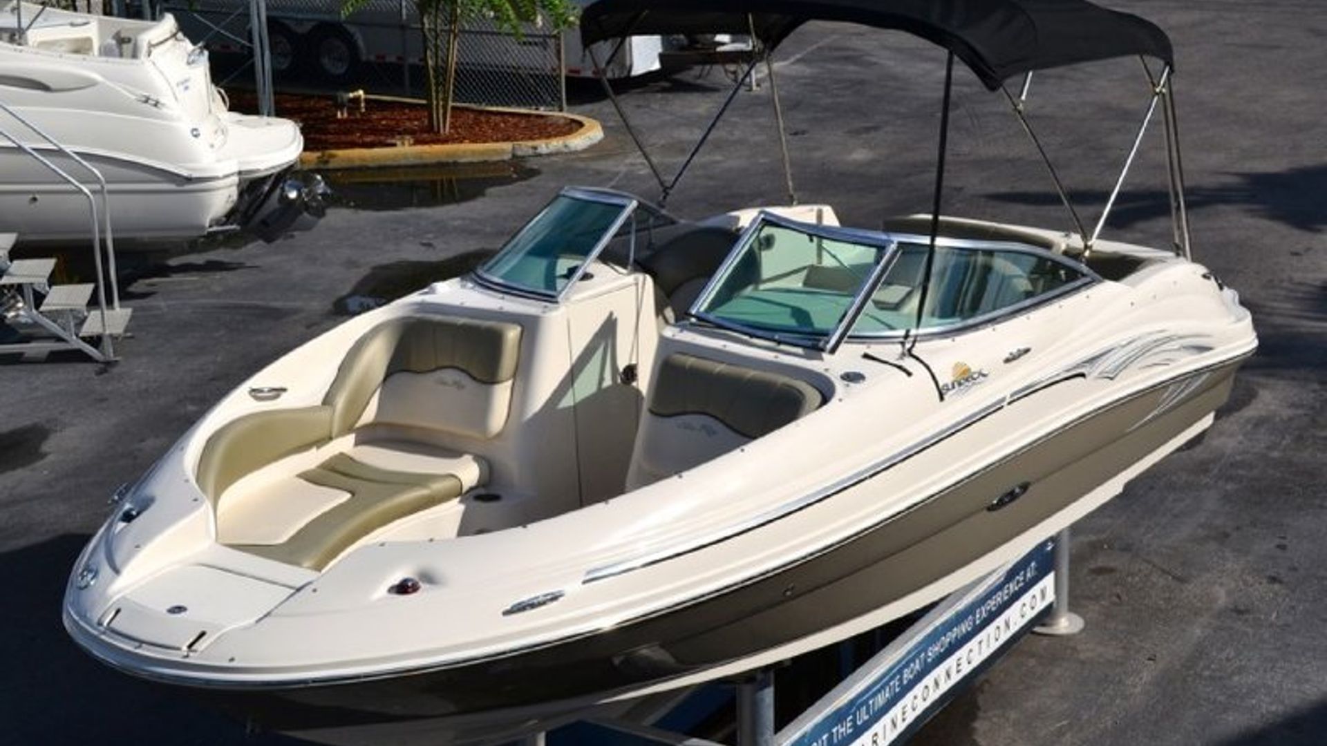 Used 2005 Sea Ray 220 SunDeck #2083 image 72