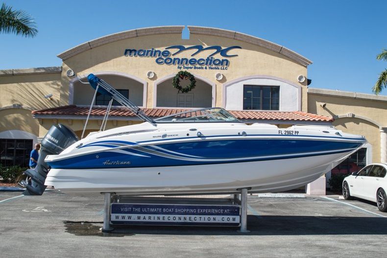 Used 2014 Hurricane SunDeck SD 2400 OB boat for sale in West Palm Beach, FL