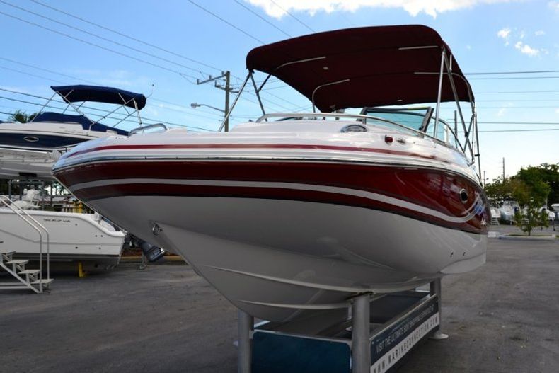 Thumbnail 6 for New 2013 Hurricane SunDeck SD 2000 OB boat for sale in West Palm Beach, FL
