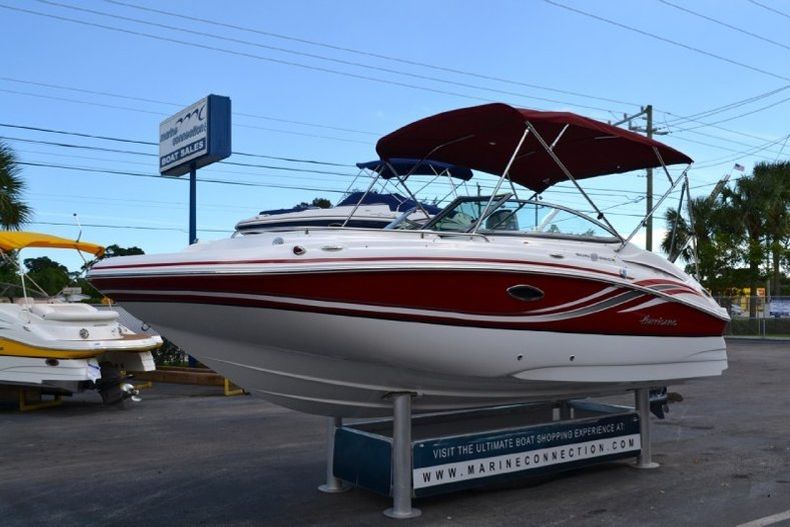 Thumbnail 7 for New 2013 Hurricane SunDeck SD 2000 OB boat for sale in West Palm Beach, FL