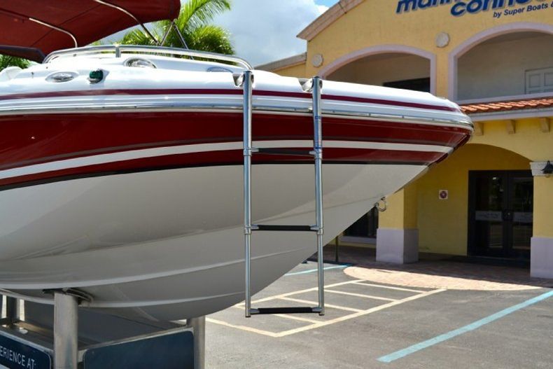 Thumbnail 19 for New 2013 Hurricane SunDeck SD 2000 OB boat for sale in West Palm Beach, FL