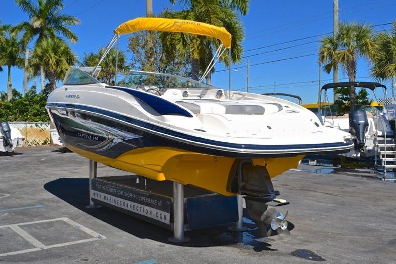 Thumbnail 17 for Used 2009 Rinker 246 Captiva Bowrider boat for sale in West Palm Beach, FL