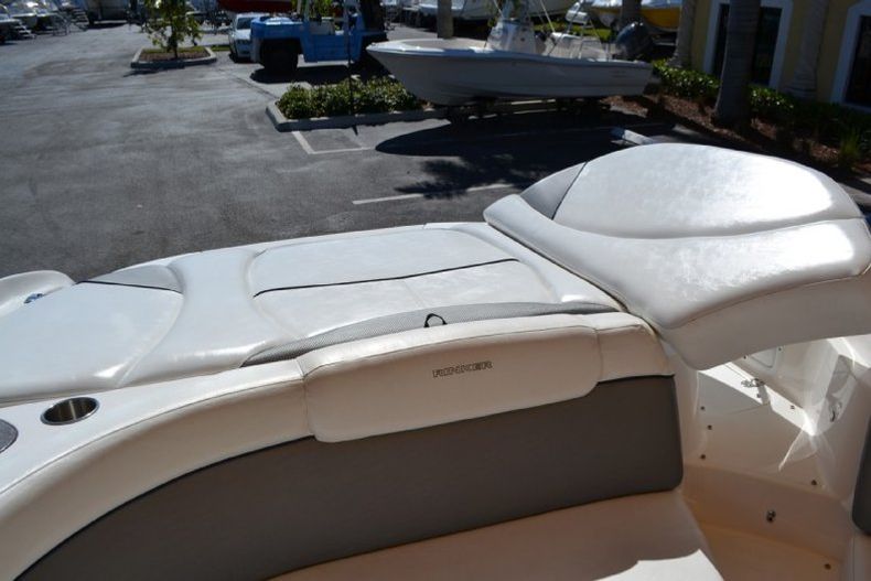 Thumbnail 40 for Used 2009 Rinker 246 Captiva Bowrider boat for sale in West Palm Beach, FL