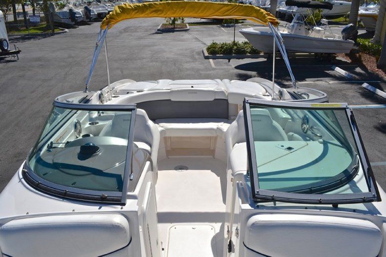 Thumbnail 79 for Used 2009 Rinker 246 Captiva Bowrider boat for sale in West Palm Beach, FL