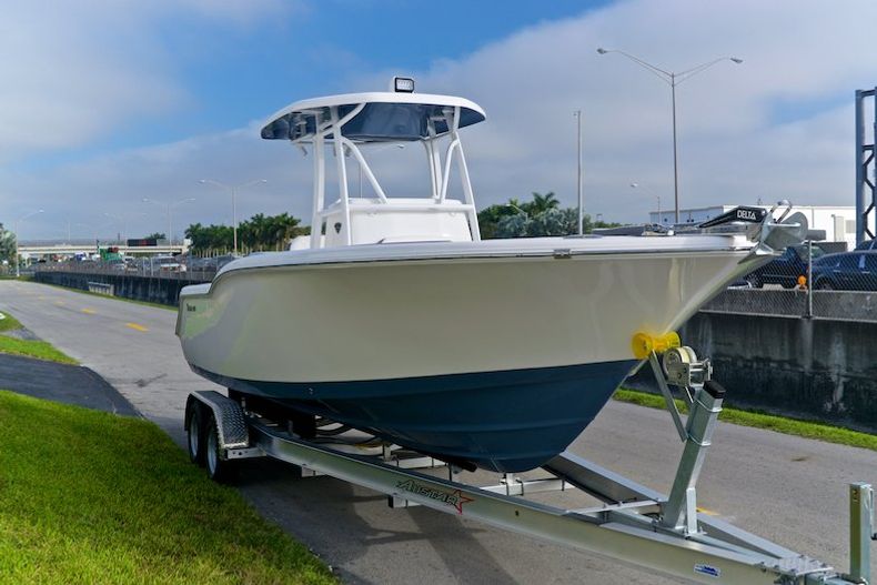 Thumbnail 4 for New 2015 Tidewater 250 CC Adventure Center Console boat for sale in West Palm Beach, FL