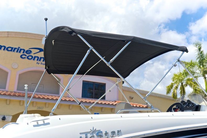 Thumbnail 9 for Used 2012 NauticStar 203 SC Sport Deck boat for sale in West Palm Beach, FL