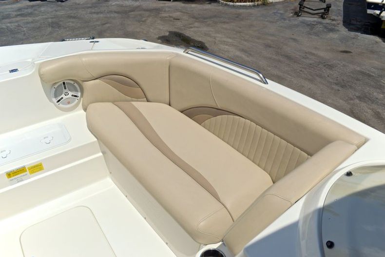 Thumbnail 52 for Used 2012 NauticStar 203 SC Sport Deck boat for sale in West Palm Beach, FL