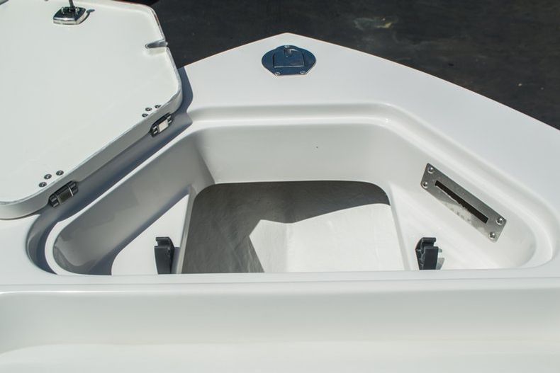 Thumbnail 24 for New 2015 Sailfish 220 CC Center Console boat for sale in West Palm Beach, FL