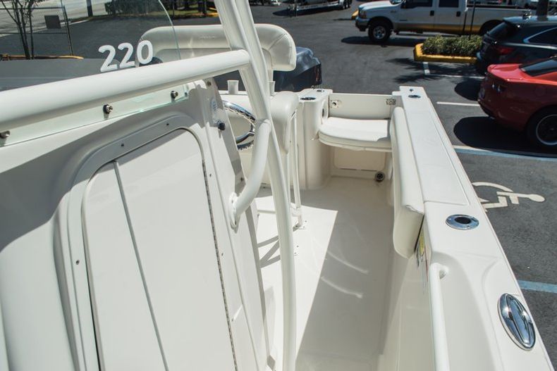 Thumbnail 29 for New 2015 Sailfish 220 CC Center Console boat for sale in West Palm Beach, FL