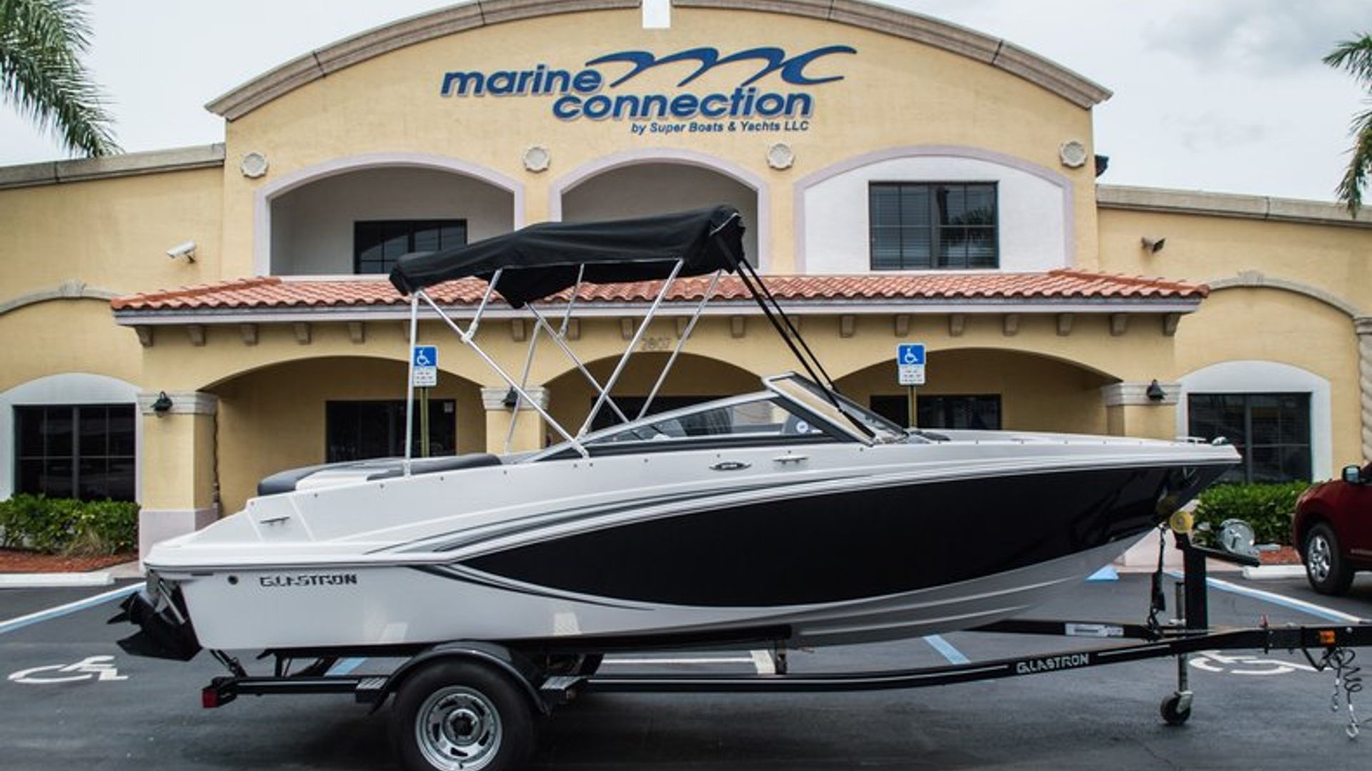 Used 2014 Glastron 185 Bowrider #M293 image 2