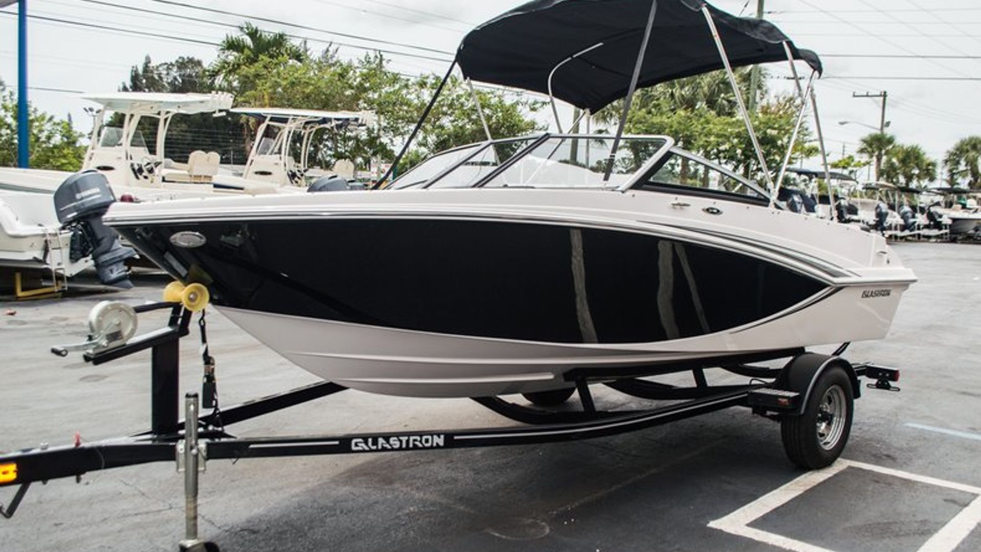 Used 2014 Glastron 185 Bowrider #M293 image 4