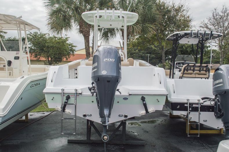 Thumbnail 2 for New 2015 Sportsman Open 232 Center Console boat for sale in West Palm Beach, FL